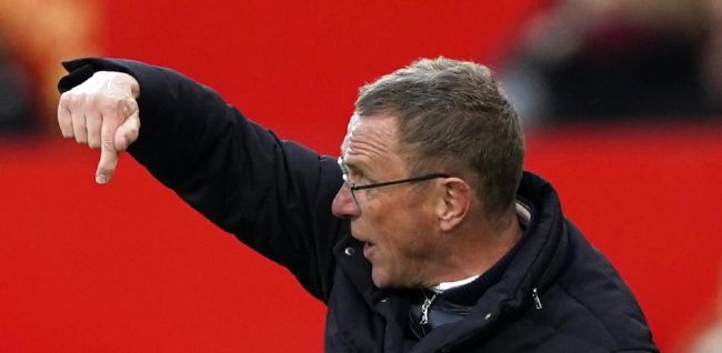 和寡妇在做爰